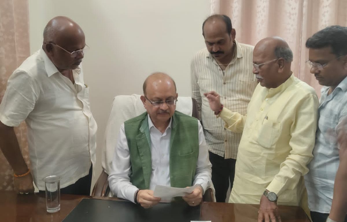 రానున్న స్థానిక సంస్థల ఎన్నికల్లో కళింగ కోమట్లకు రిజర్వేషన్ కల్పించాలి.