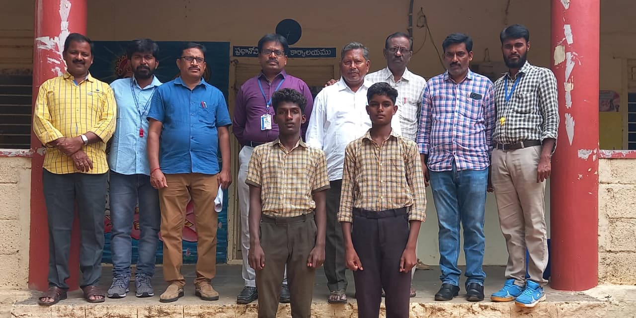 జూనియర్ షూటింగ్ బాల్ రాష్ట్రస్థాయి పోటీలకు గోరంట్ల బాయ్స్ హైస్కూల్ విద్యార్థుల ఎంపిక
